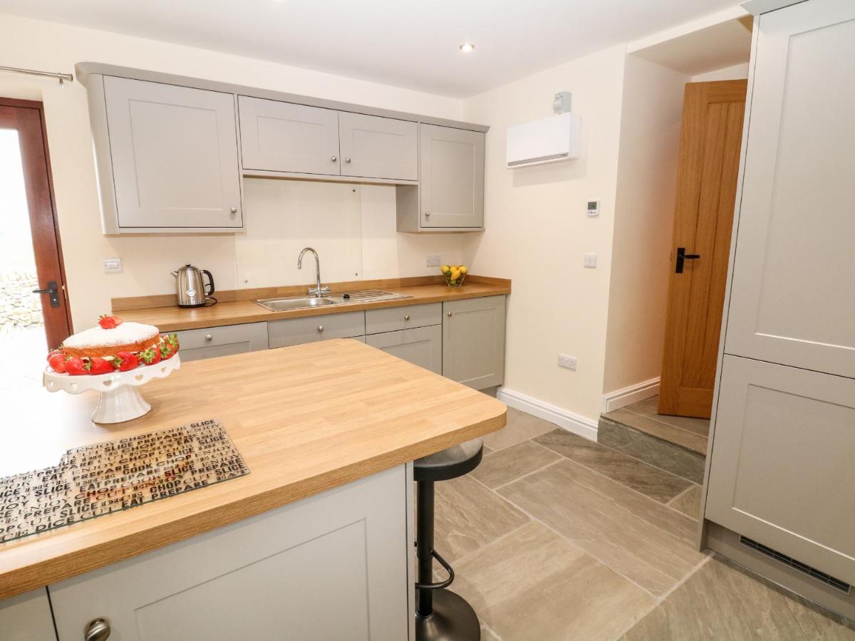 Villa Owls Barn Ashbourne  Esterno foto