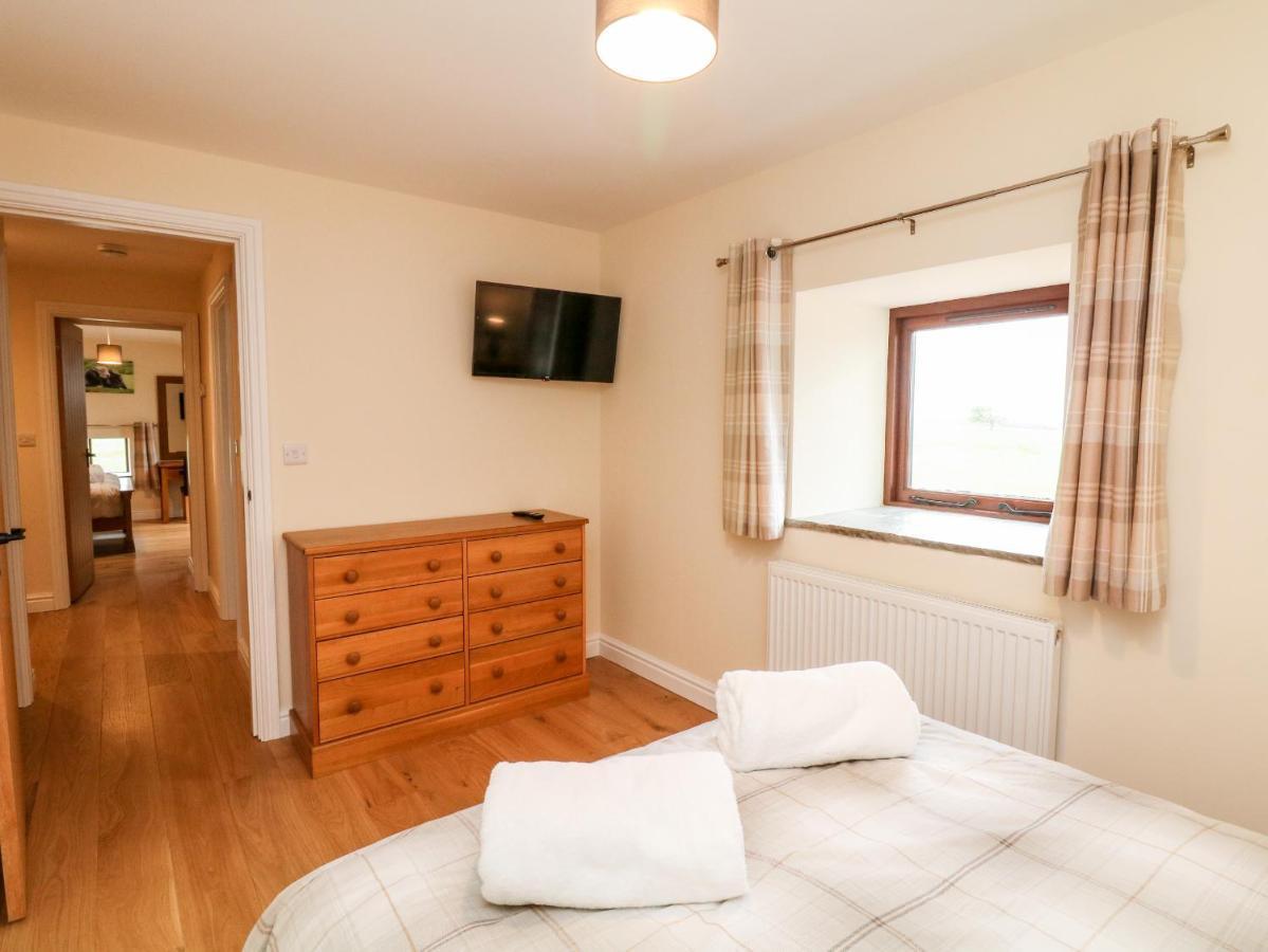 Villa Owls Barn Ashbourne  Esterno foto
